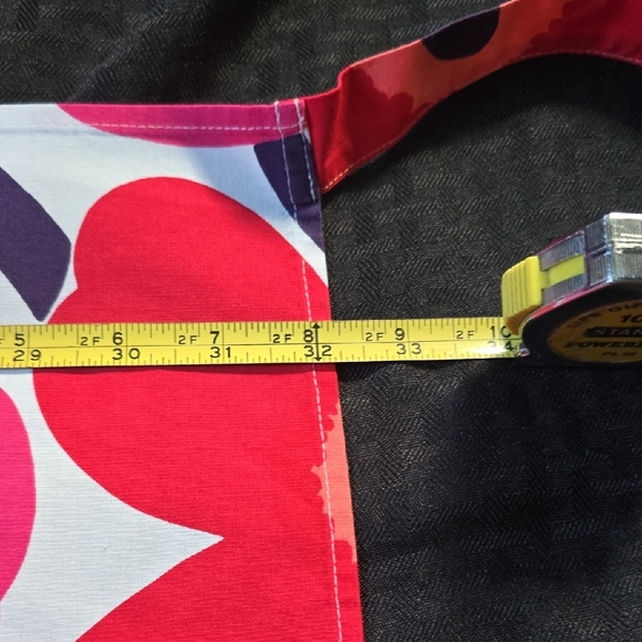 Marimekko Pieni Unikko Pink And Red Floral Apron. - Picture 3 of 10